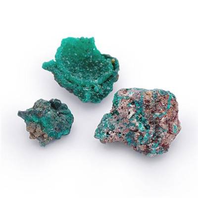 Dioptase - pierre brute