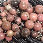 Rhodonite avec cordon - pendentif grappe