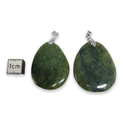 Jade du Canada - pendentif mini pierre plate